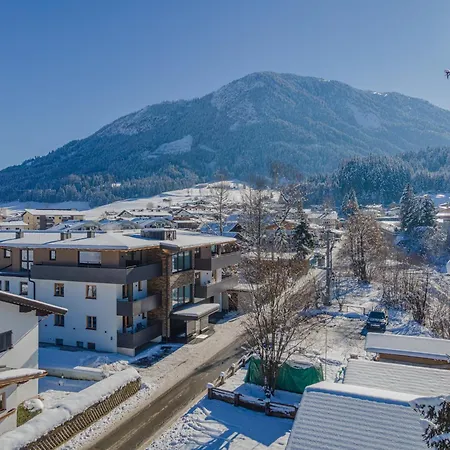 Apartment In Brixental Near Hiking Trails, Cleaning Included Daire
