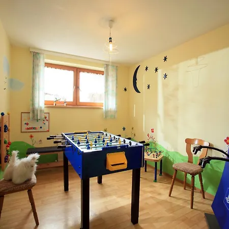 Apartment In Brixental Near Hiking Trails, Cleaning Included Daire *